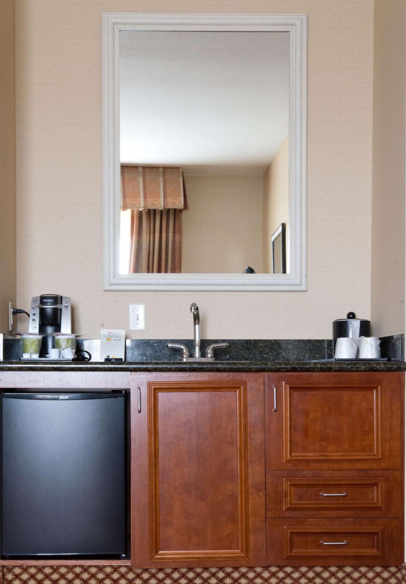 Hilton Garden Inn Laramie Ngoại thất bức ảnh