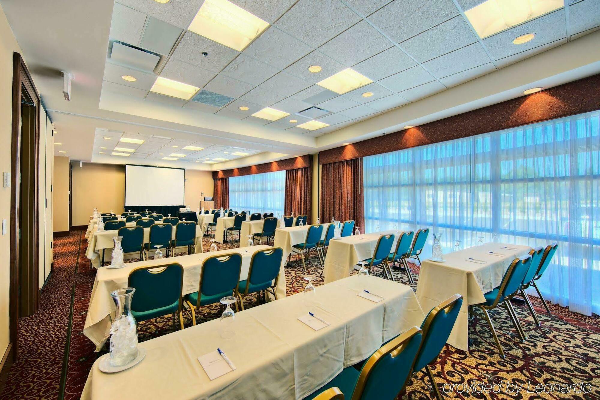 Hilton Garden Inn Laramie Ngoại thất bức ảnh